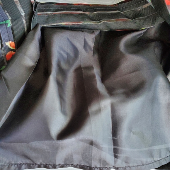 ROMEO & JULIET COUTURE NWT Floral Mesh Panel Skirt - Picture 7 of 13